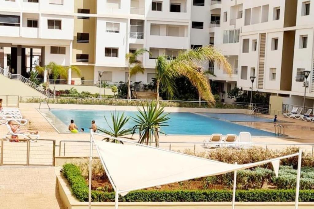 Superbe Avec Piscine Appartement *